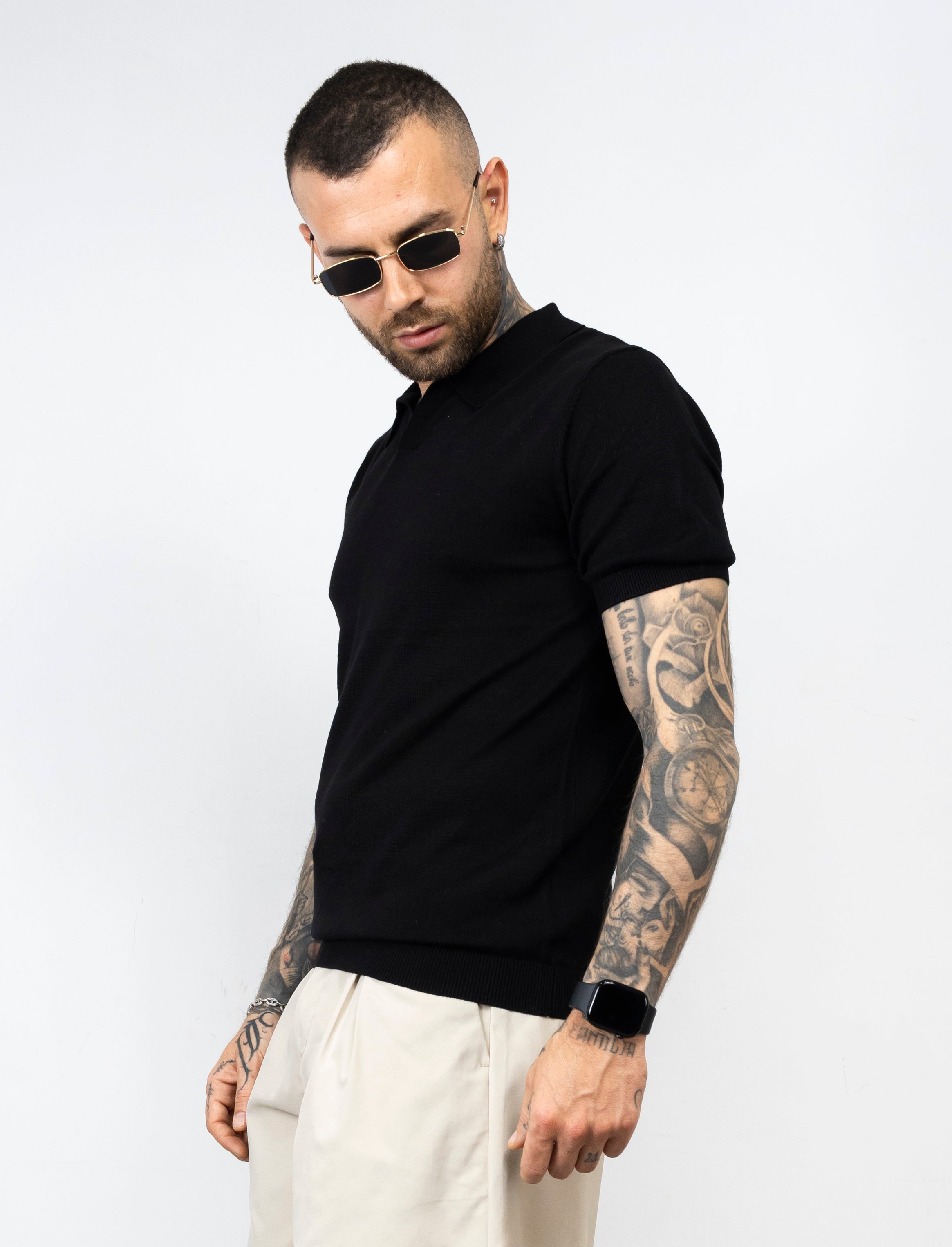 Polo scollo a "V"