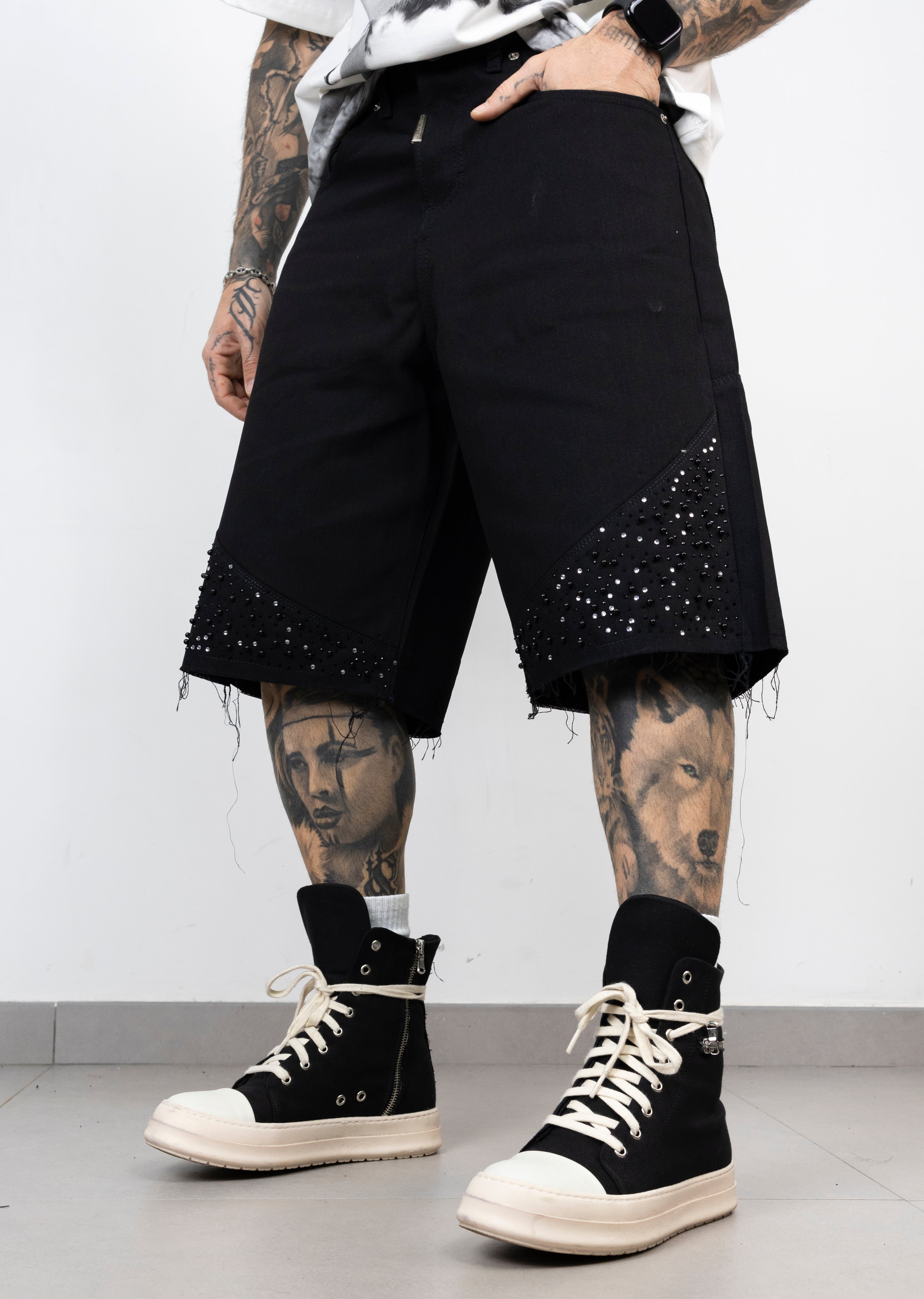 Short 503 black
