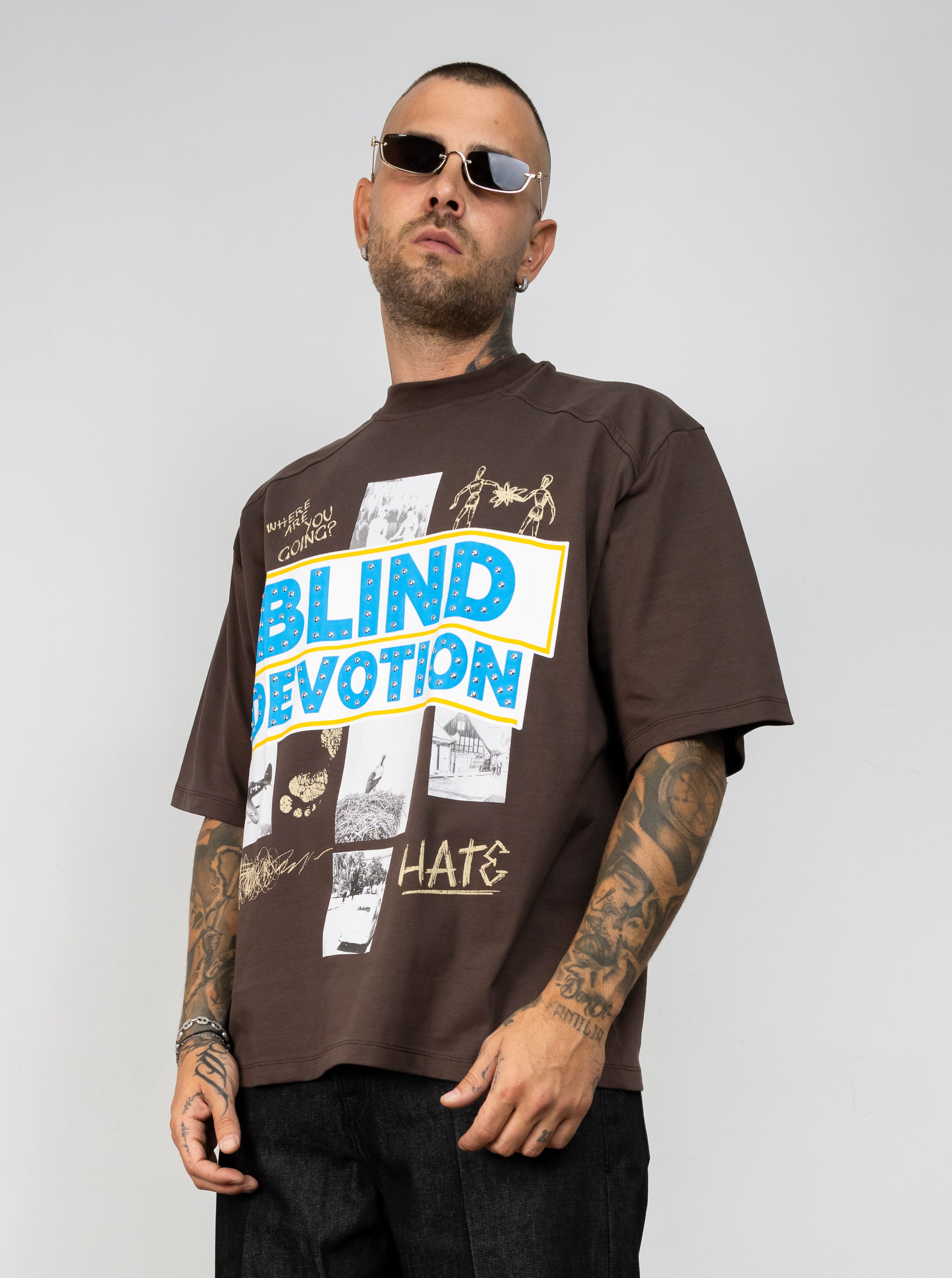 T-Shirt Oversize "Blind Devotion"