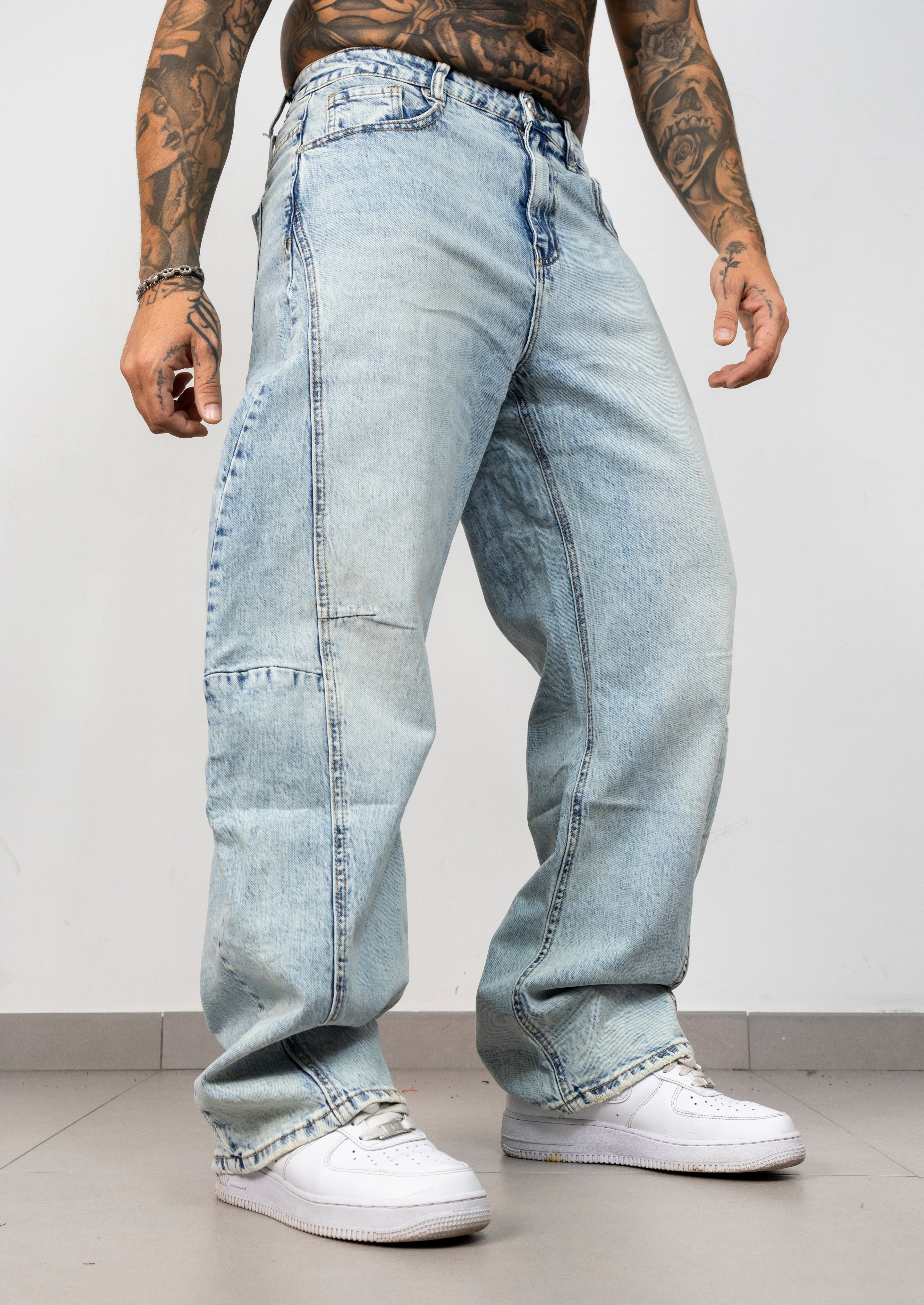Baggy Frost