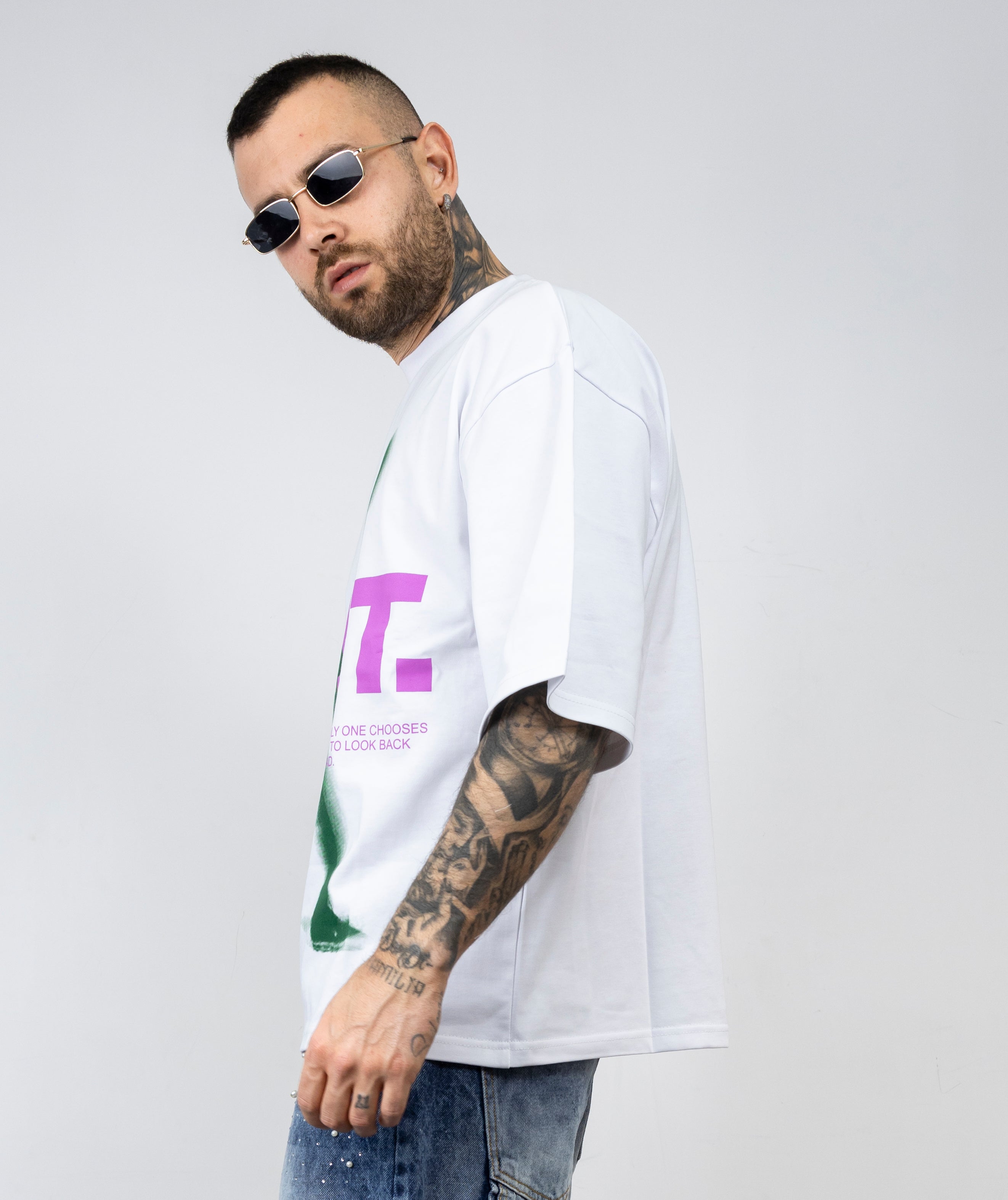 T-shirt lost tk