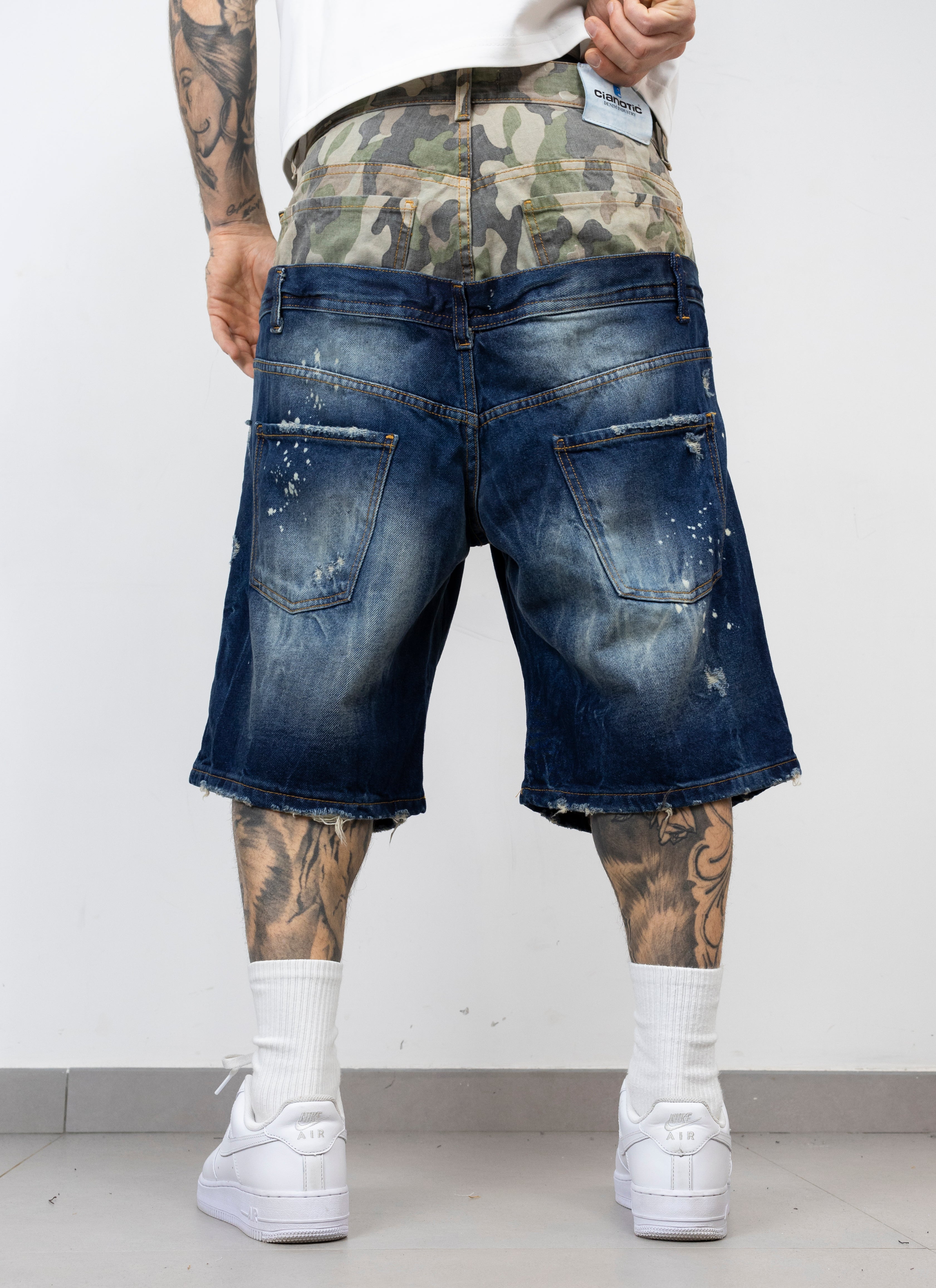 Short army 486