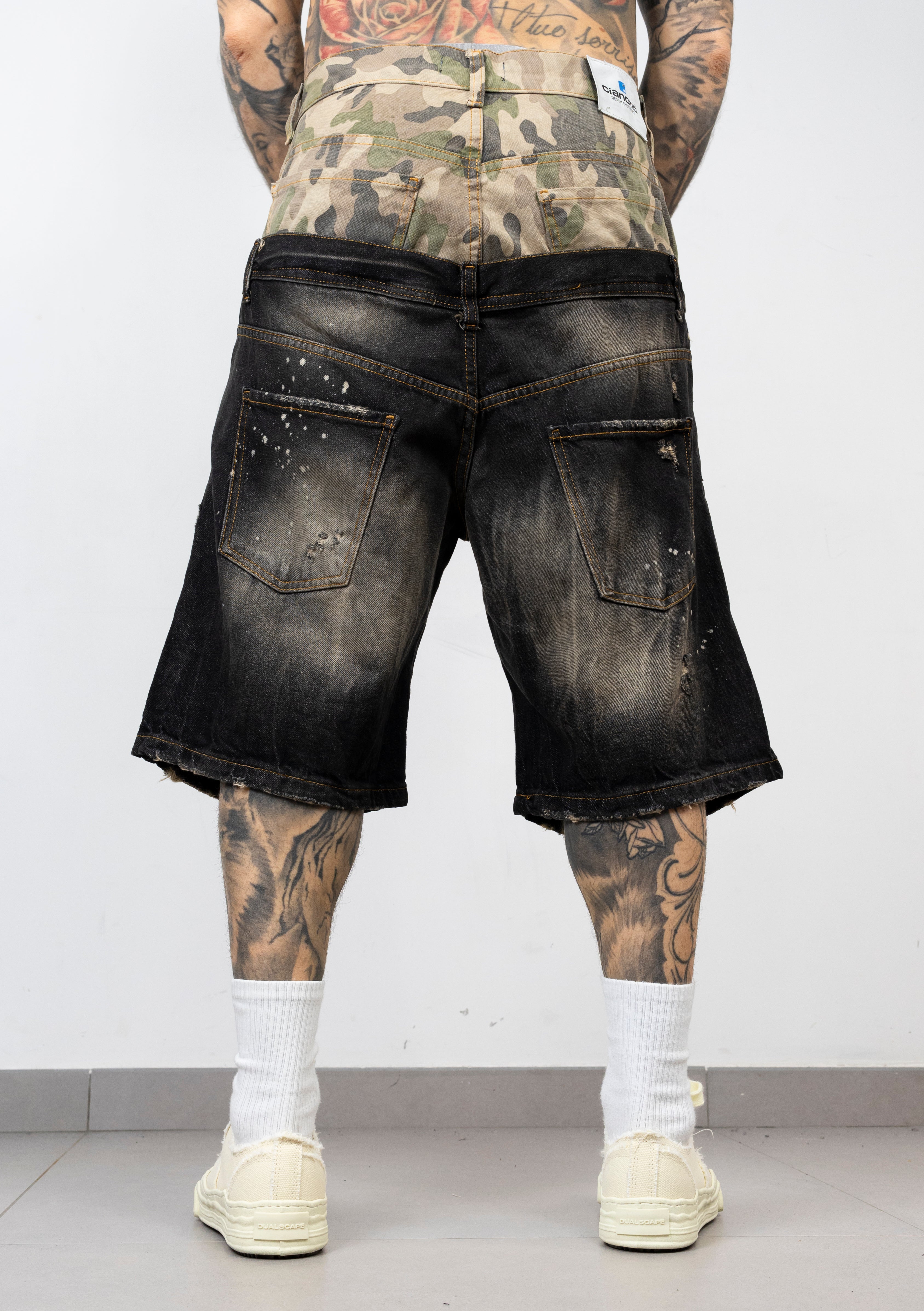 Short army 486