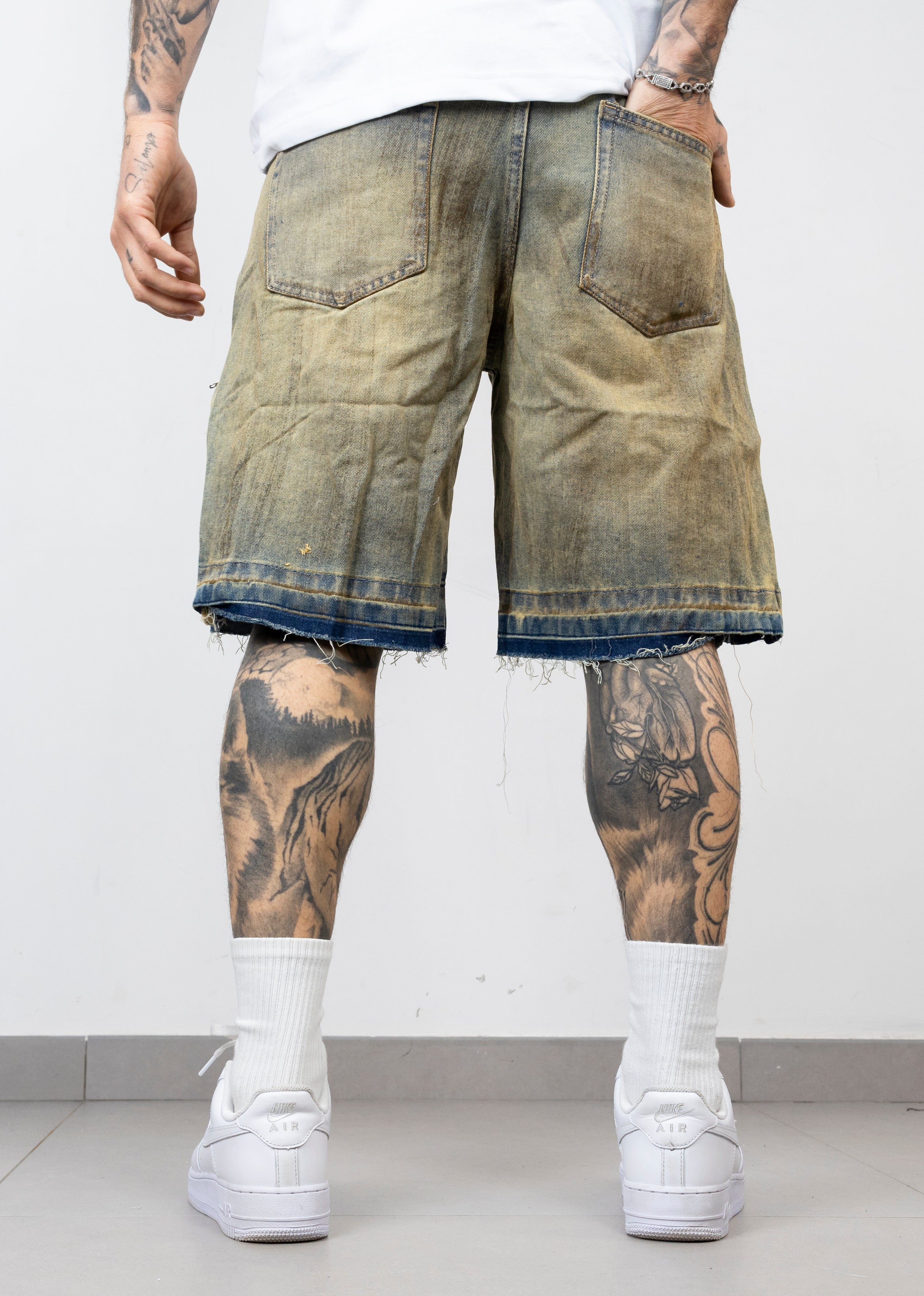 Short m5-580