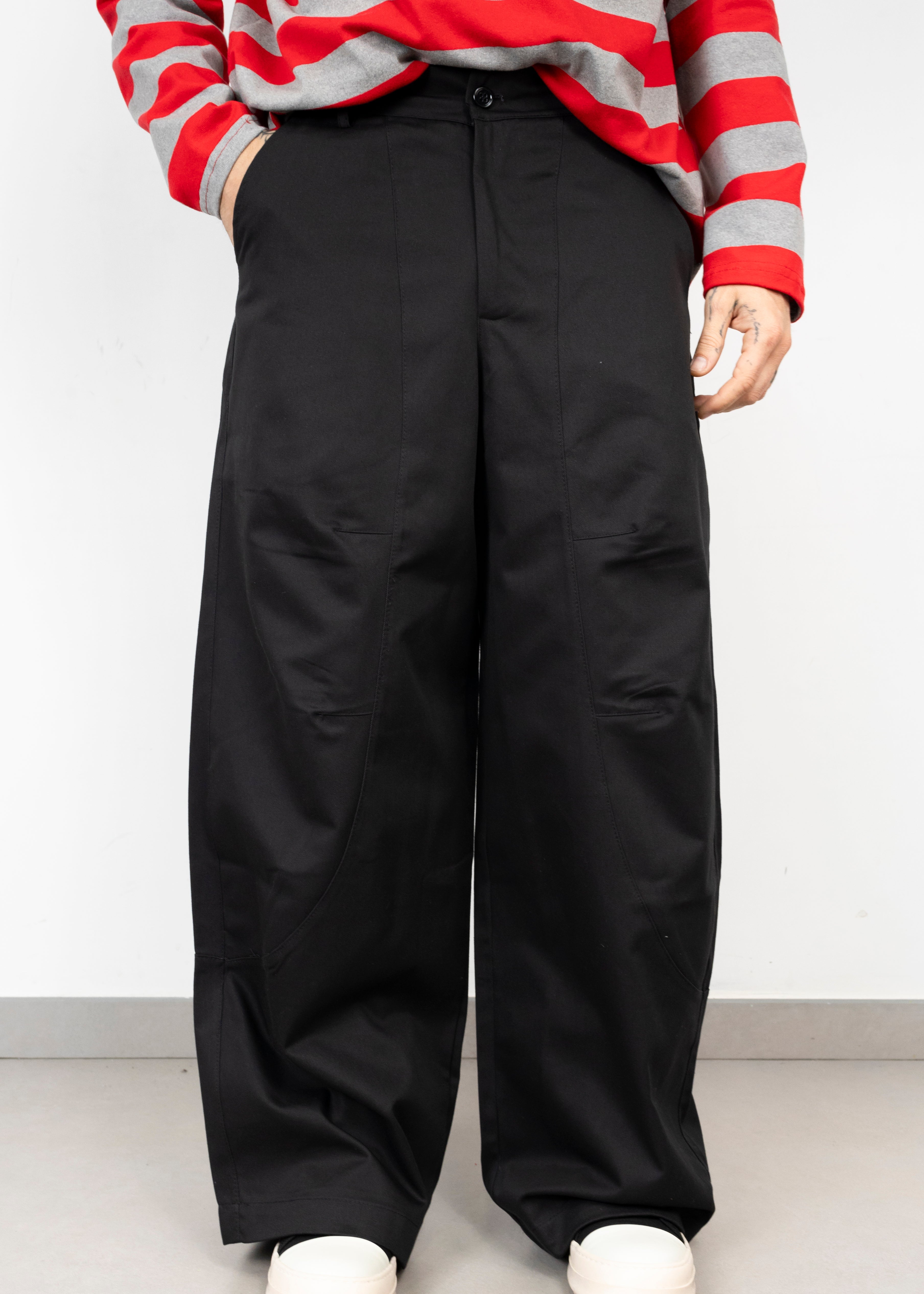 Pant. extra cut