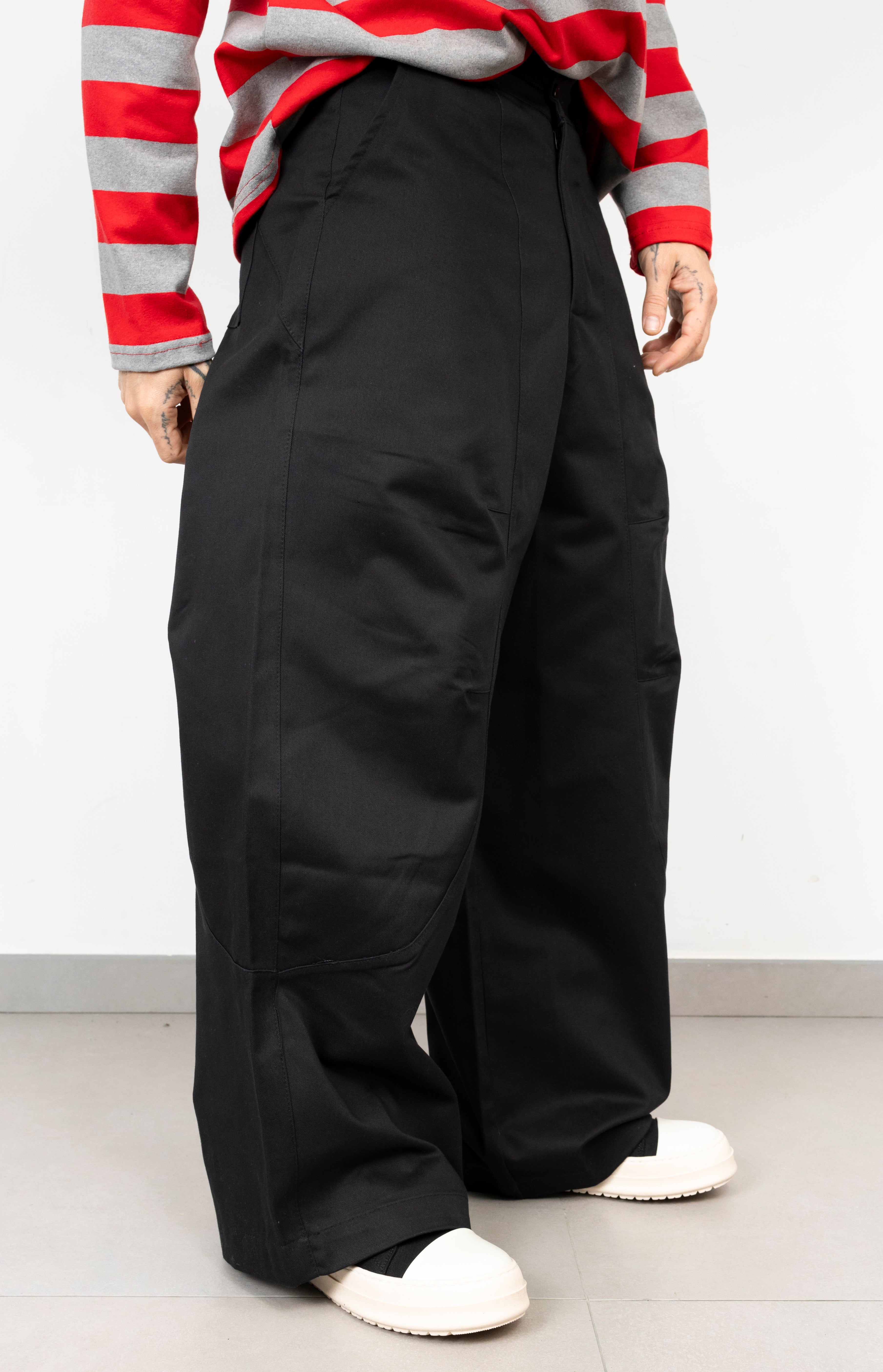 Pant. extra cut