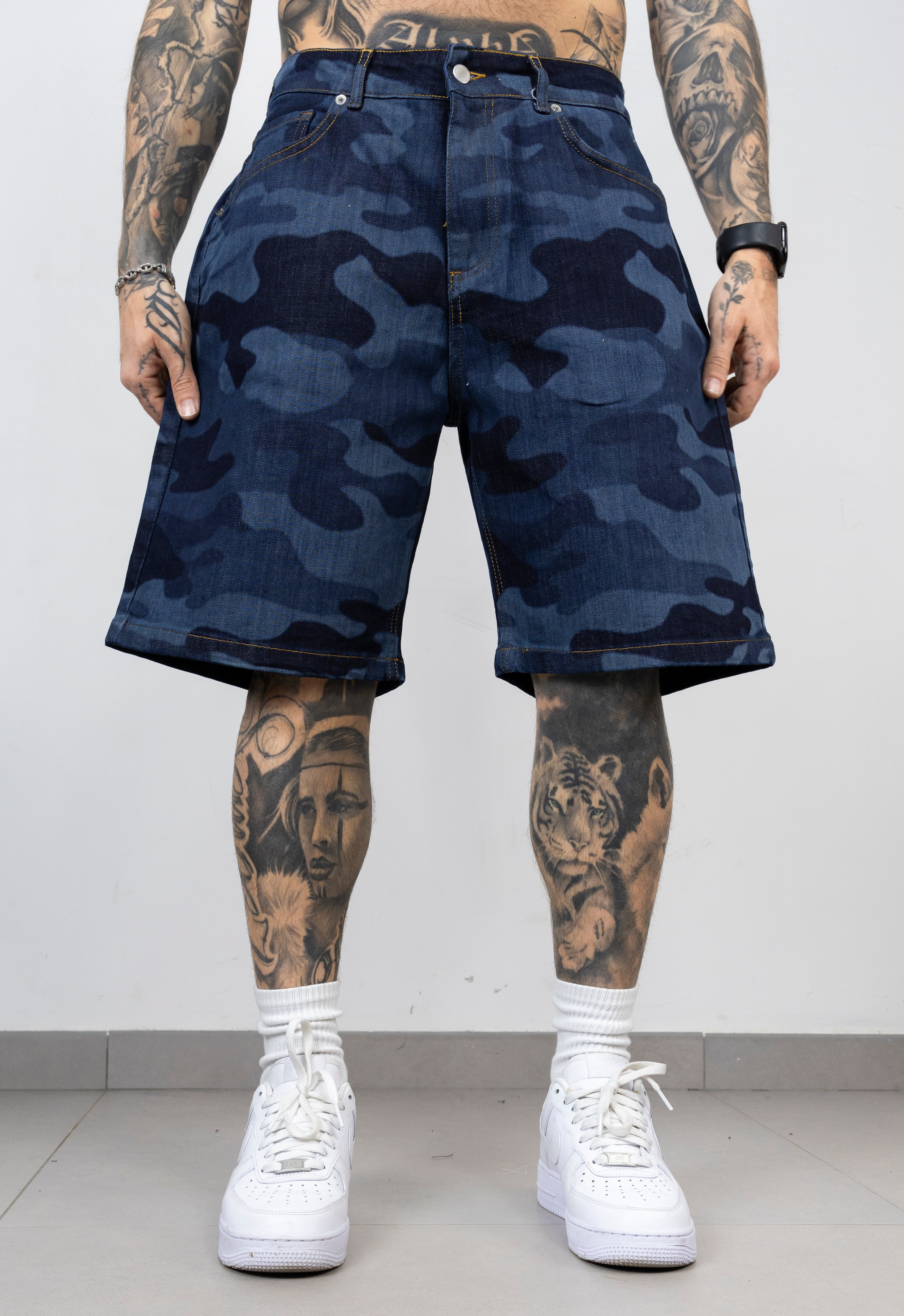 Short camo