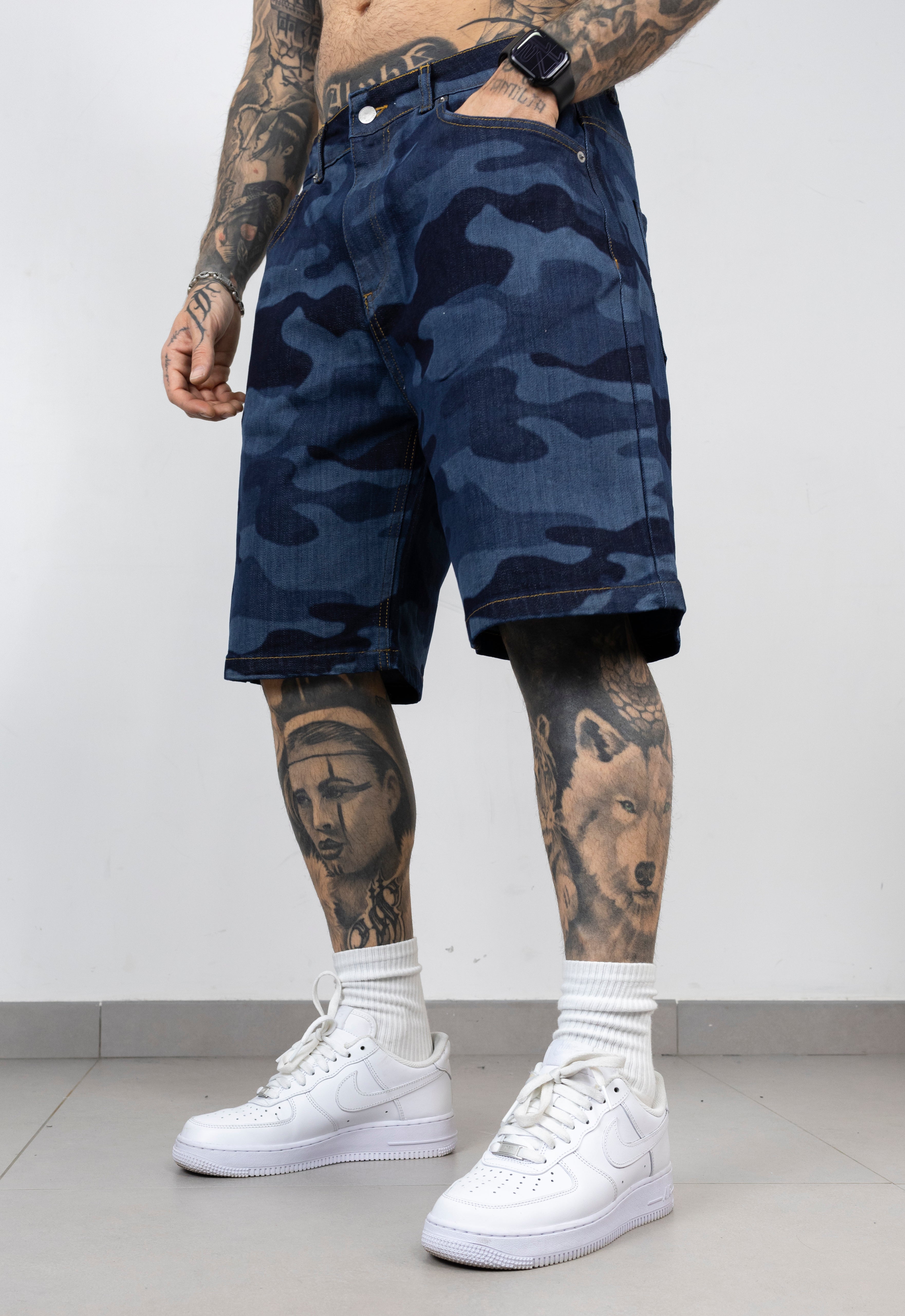 Short camo