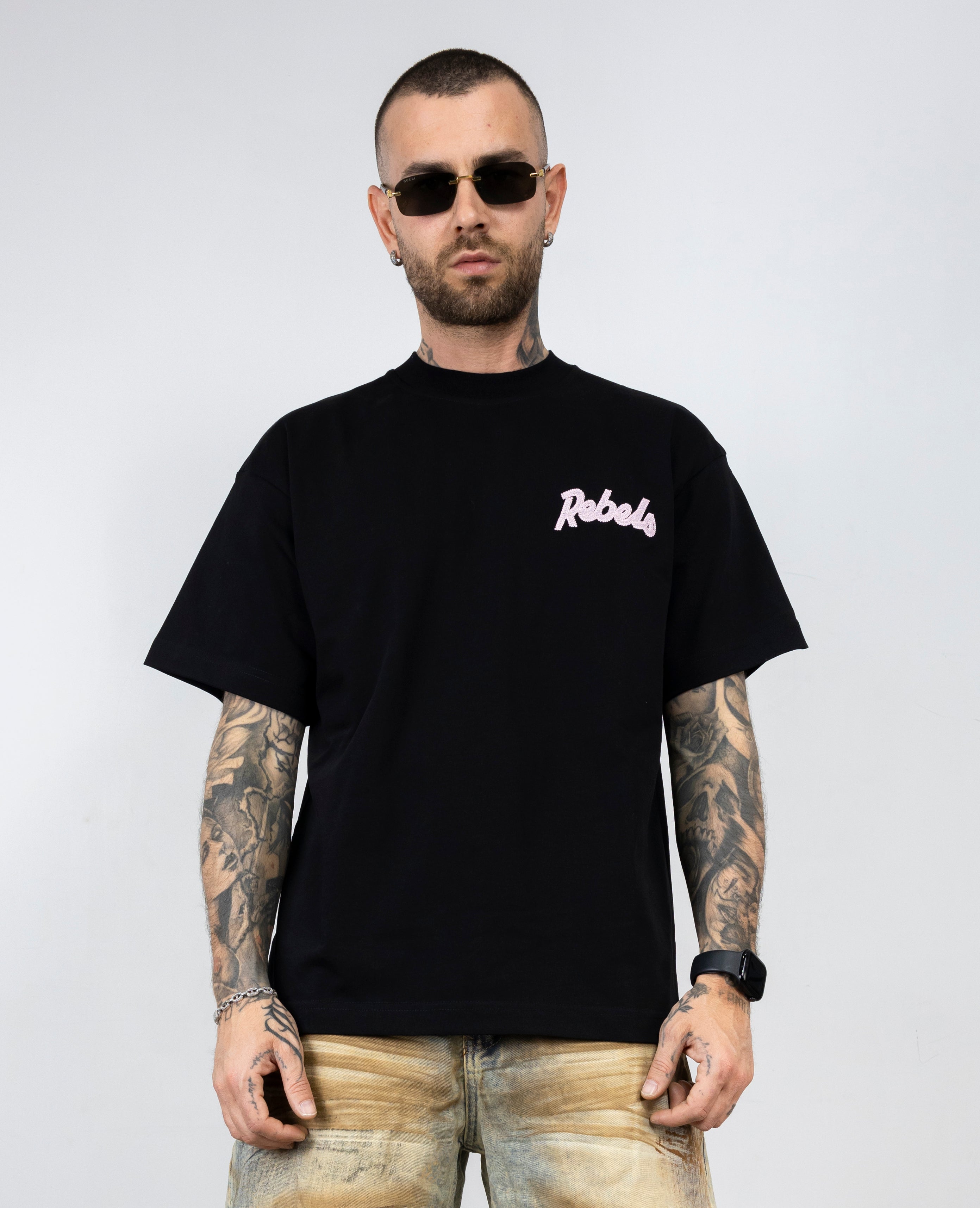 T-shirt rebels