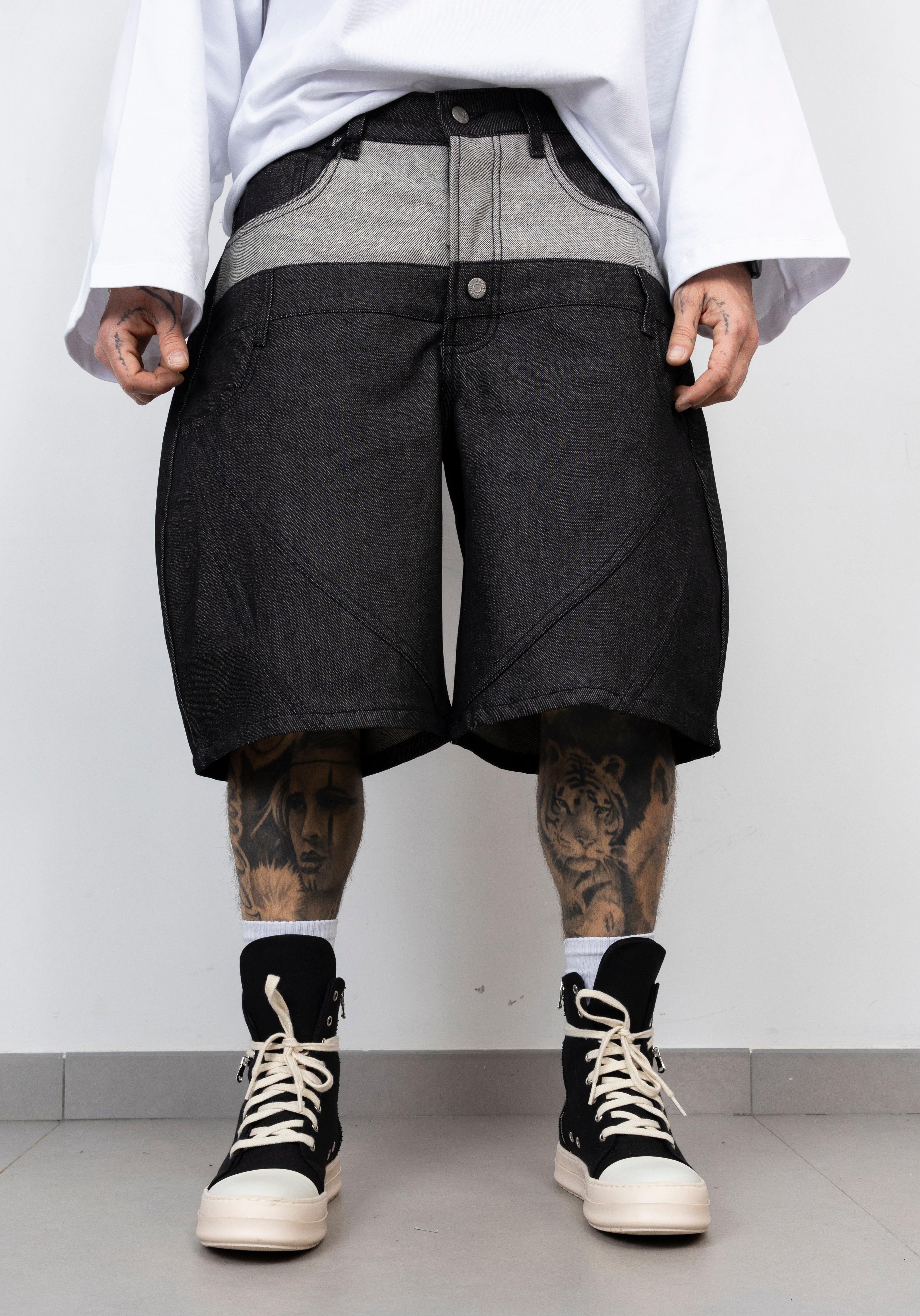 Short doppia abbottonatura