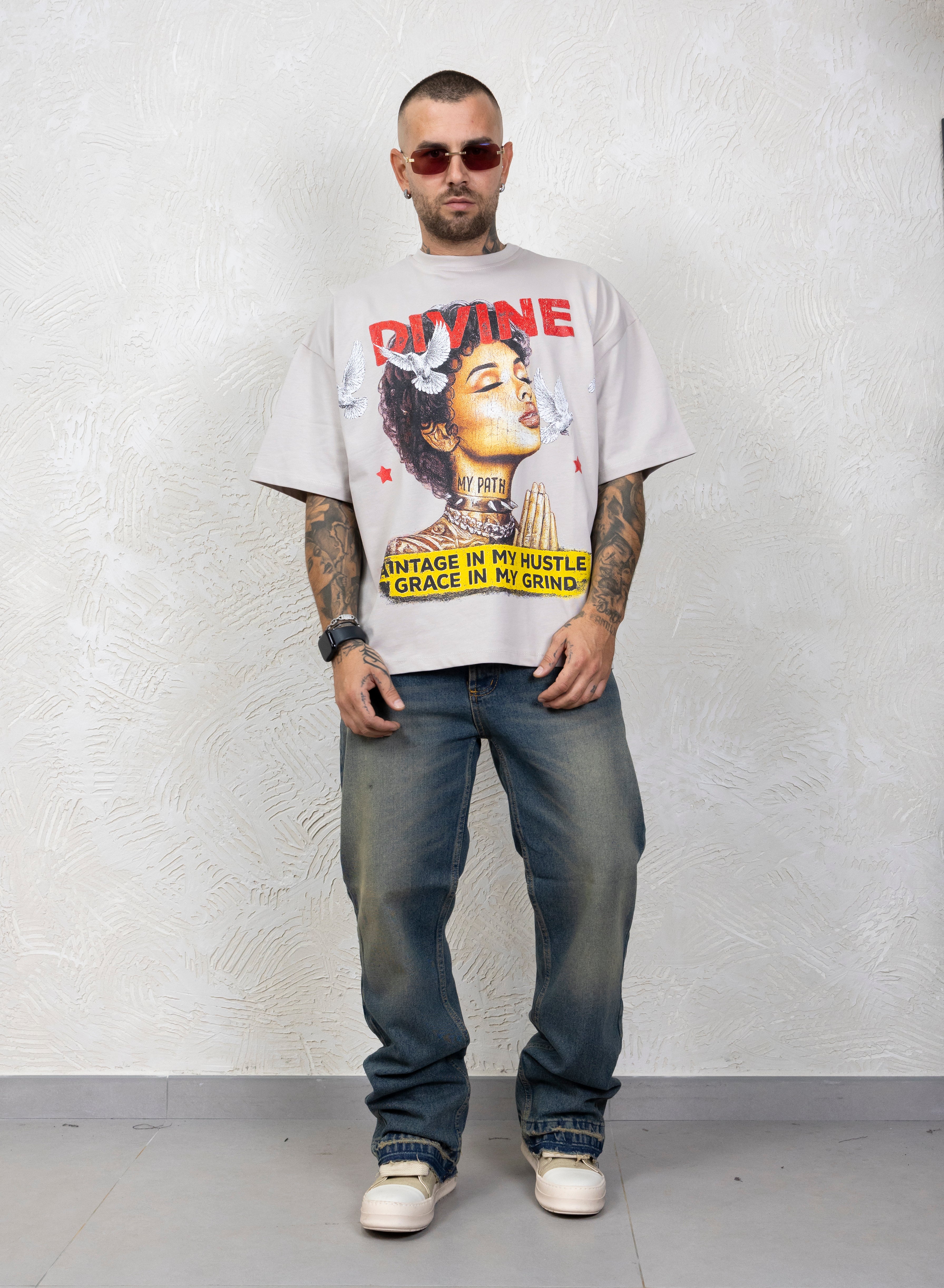 T-Shirt Divine Face
