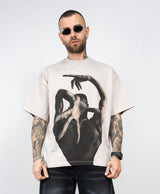 T-shirt over rich