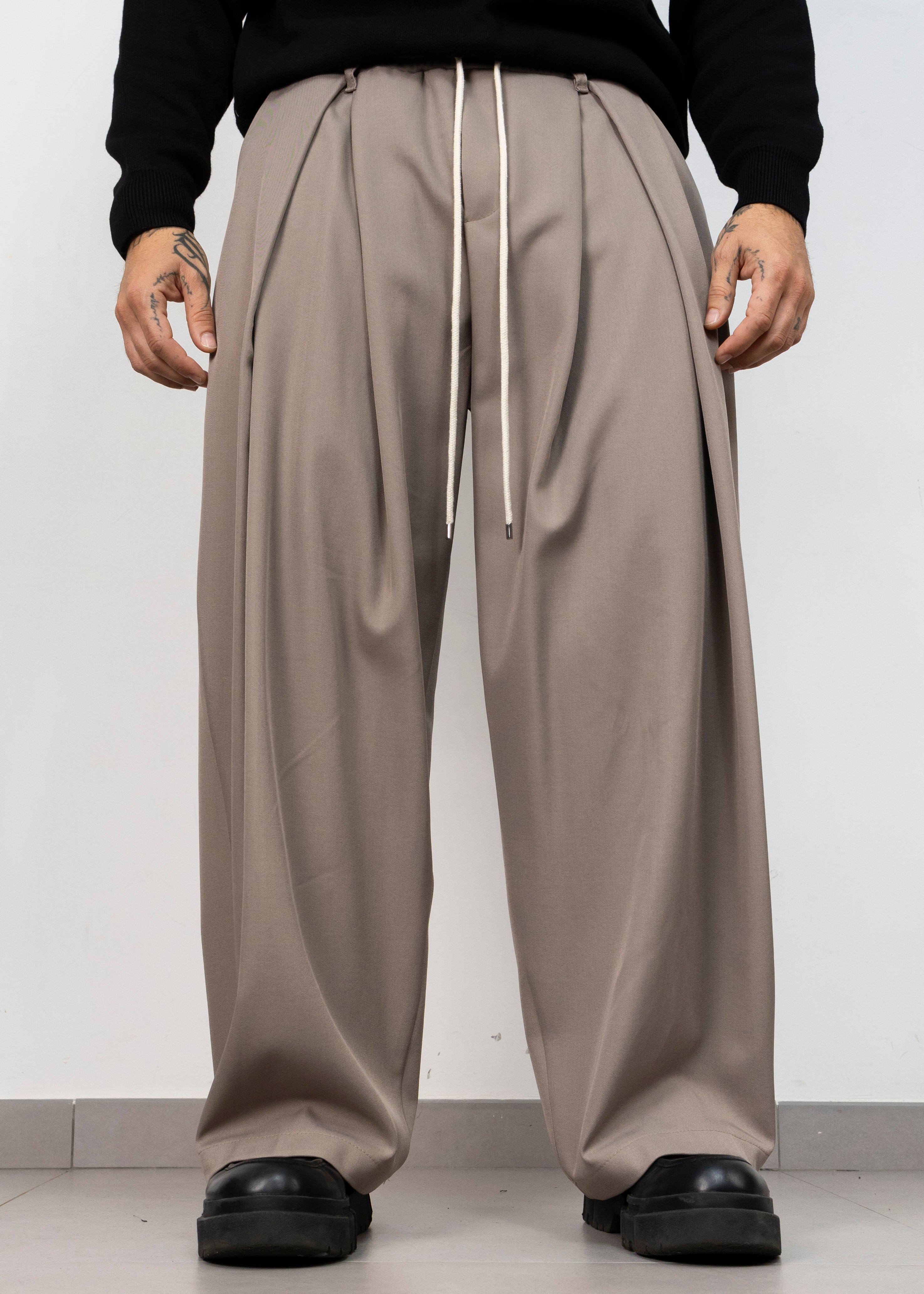 Pantalone pences laccio