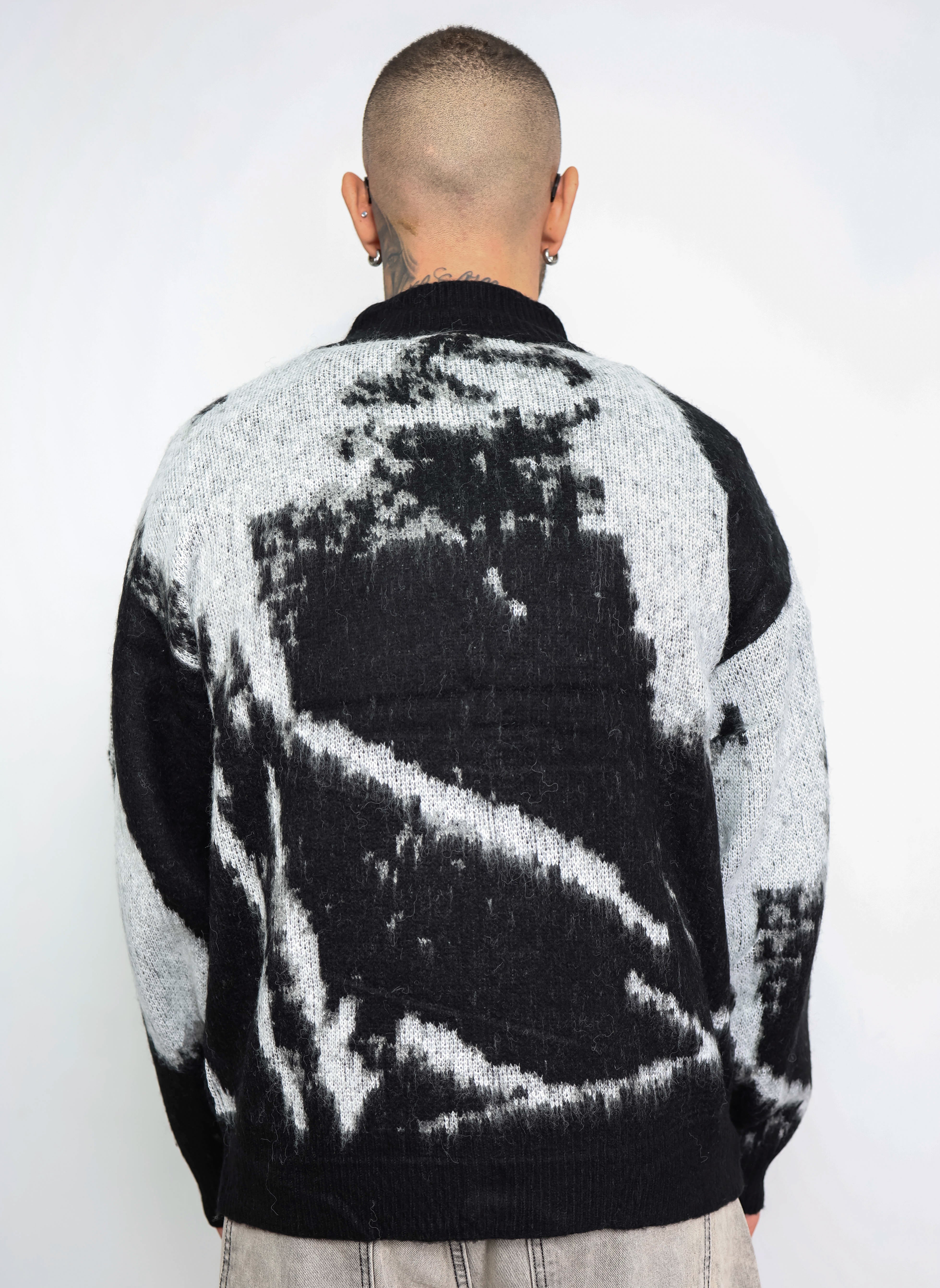 Cardigan zip abstract